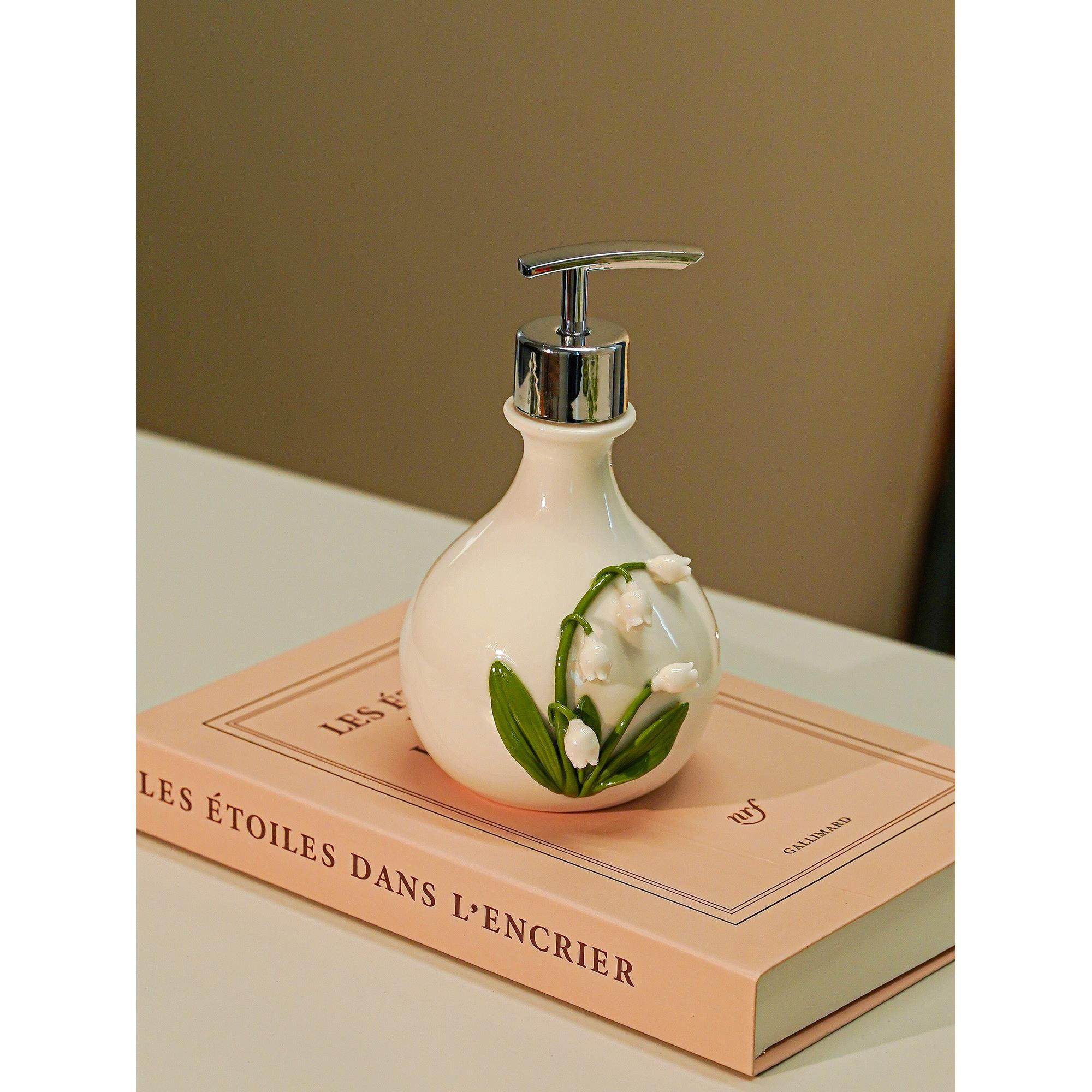 创意陶瓷铃兰花浴室卫生间洗手液沐浴露洗头发水按压器乳液分装瓶