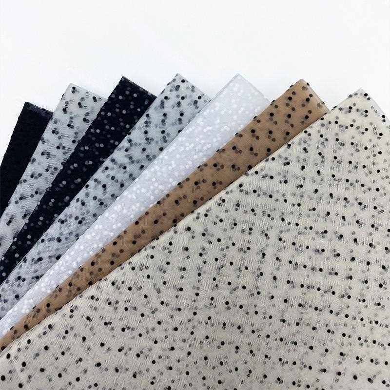 直销新款尼龙网纱布料小圆点植绒面料网布裙纱服装网眼布连衣裙小