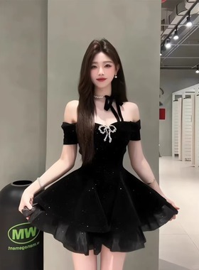 2026年早春秋新款法式黑色连衣裙女蓬蓬裙显瘦遮肉小黑裙子礼服女