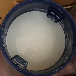 供应水性聚氨酯乳液皮革涂饰用水性聚氨酯乳液高光不粘