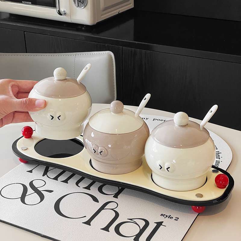 新款奶油风调料盒家用厨房盐罐佐料调味用品收纳盒套装陶瓷调味罐