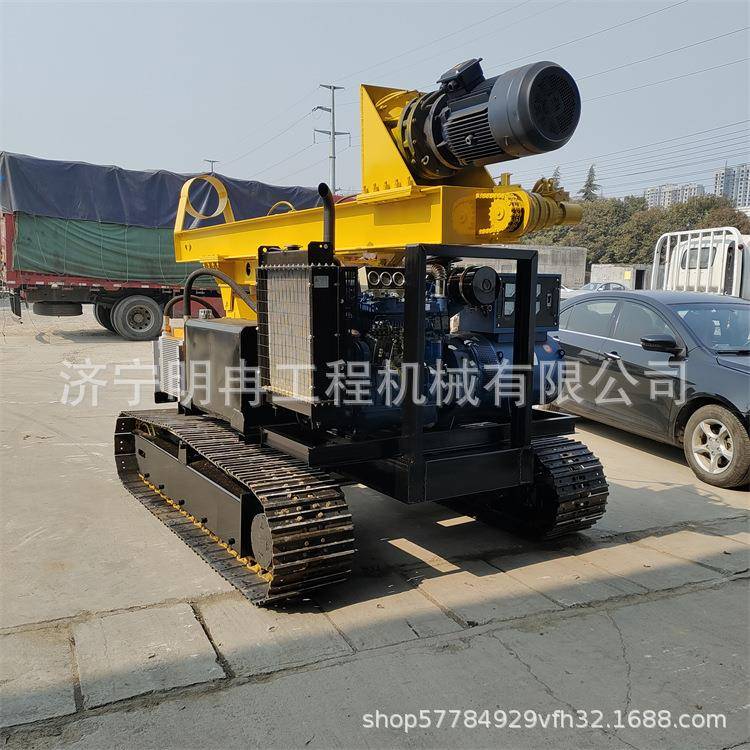 制带光伏打桩引GZX机爬履山虎钢螺旋孔机厂家快速钻孔行走便捷