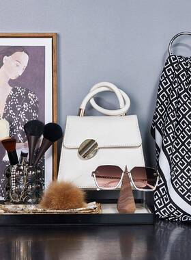 样板房间现代板WPN房帽衣间装饰摆件展厅衣柜梳妆妆台化刷样包墨