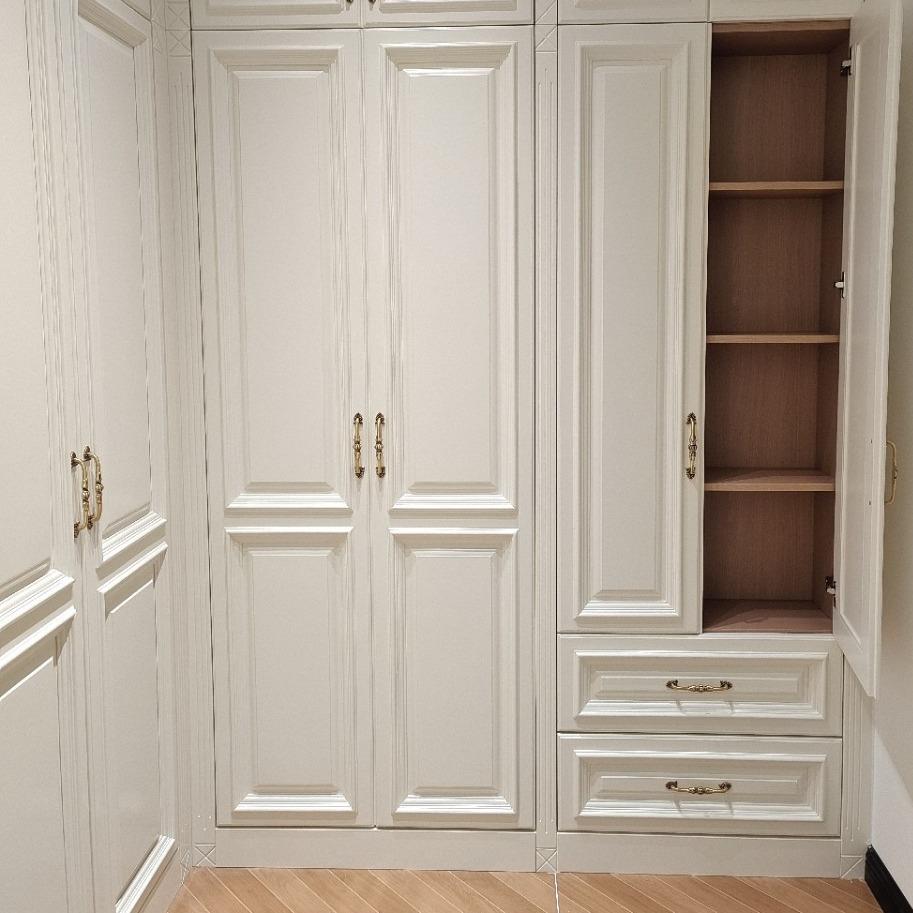 全屋衣柜原木白家色平开门实木衣柜储用物柜轻奢高定暖色风格定制