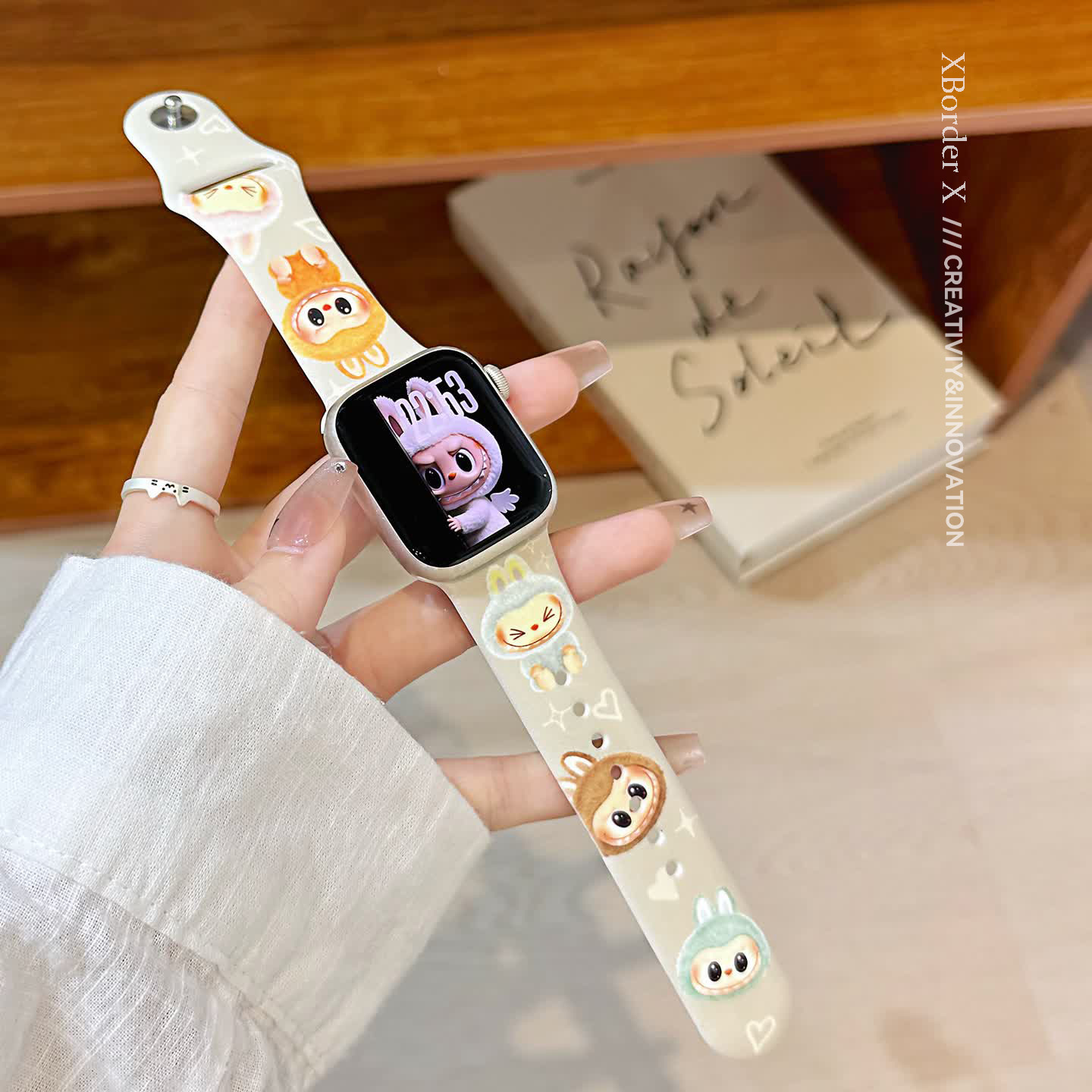 适用iwatchs10苹果手表新款拉布布毛绒硅胶表带applewatchs98可爱