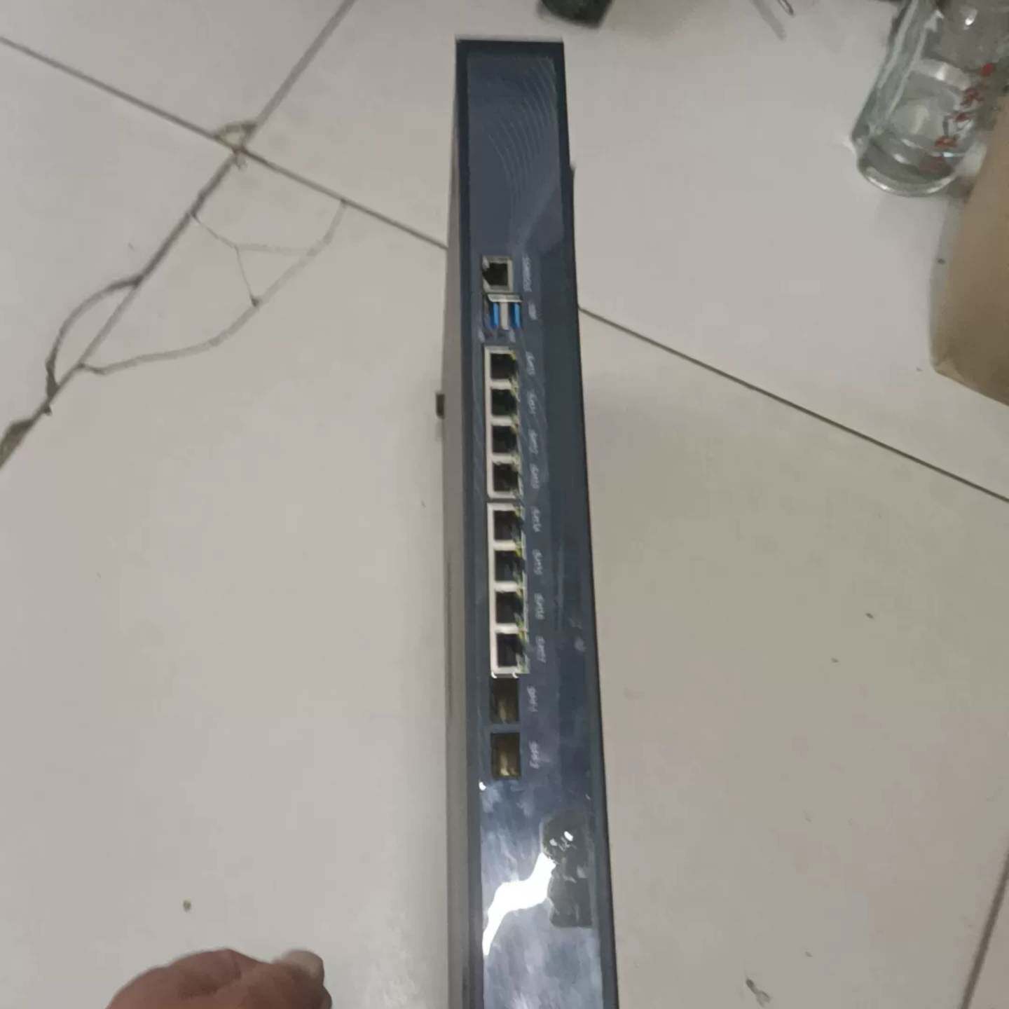 可维修爱快软路由工控机，103其它元器件