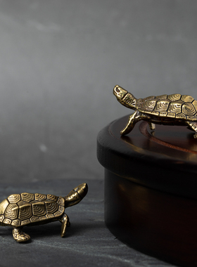 实心纯黄铜办公桌面小摆件古乌龟铜茶宠饰品工艺礼品手把玩件