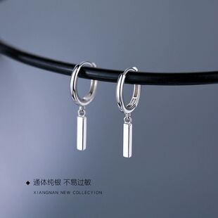 小巧个性长条耳钉百搭小众可爱时尚气质简约耳环韩版超仙冷淡风潮