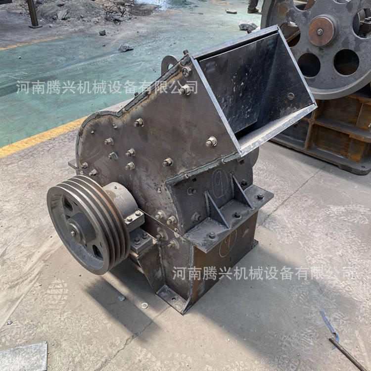 小型移动锤式破碎机生产厂家 建筑废料锤式打石子 砖头瓦块粉碎机