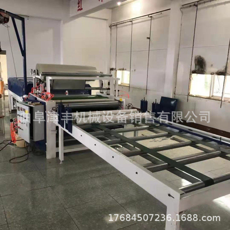 玻镁彩钢板覆膜机 木饰面板pet膜平贴机 pvc大板冷胶贴膜机 批发