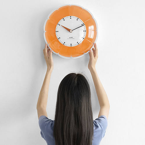 WOZOOM屋准免打孔客厅家用挂钟钟表泡泡气球挂钟桌面摆件时钟创意