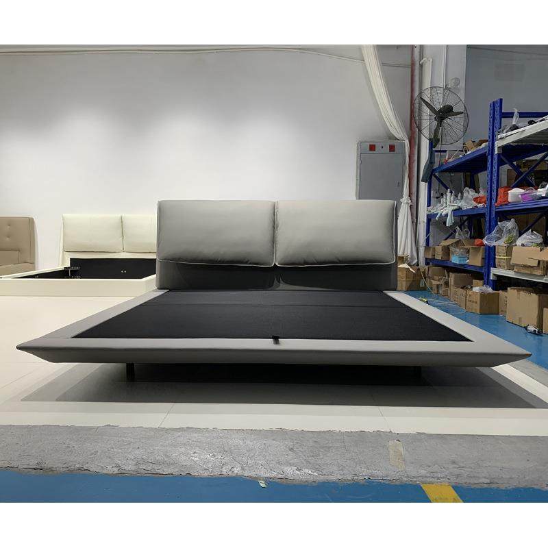 Poltronafrau小象耳朵床主卧悬浮真皮床现代简约1米8双人床皮艺床