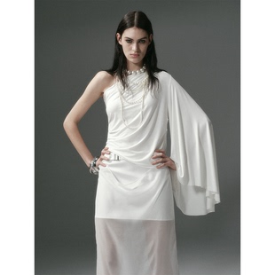 DIONYS*不规则褶皱雕塑感露肩单袖T 斜肩领捏褶上衣