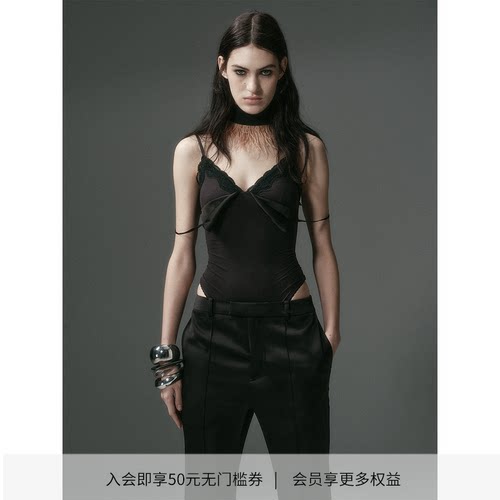 DIONYS*蕾丝拼接瑜伽感吊带连体衣 设计感紧身吊带上衣