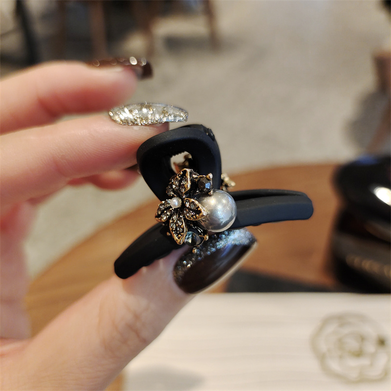 精致复古前额刘海发夹女珍珠花朵发饰抓夹小号夹子头饰在逃公主头