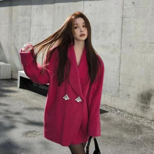 玫红色双面羊绒大衣女中长版2023秋冬新款宽松大翻领茧型毛呢外套