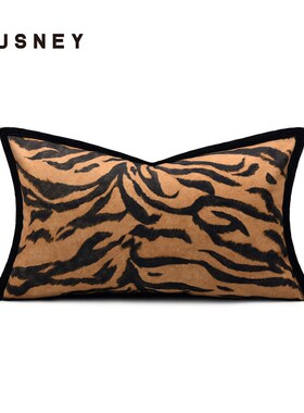 高端轻奢样板房间抱枕沙发客厅民宿别墅度假风靠枕黄色Y虎纹腰枕