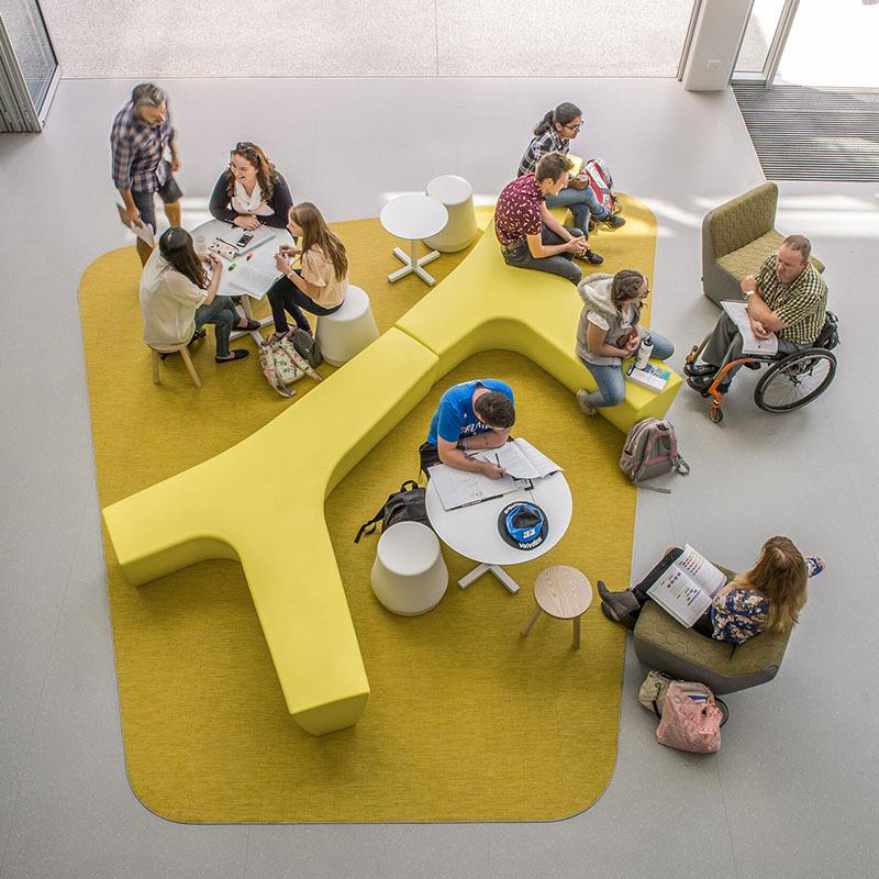 儿童早教中心休息等候沙发条凳商场公共休息组合拼接条椅创意沙发