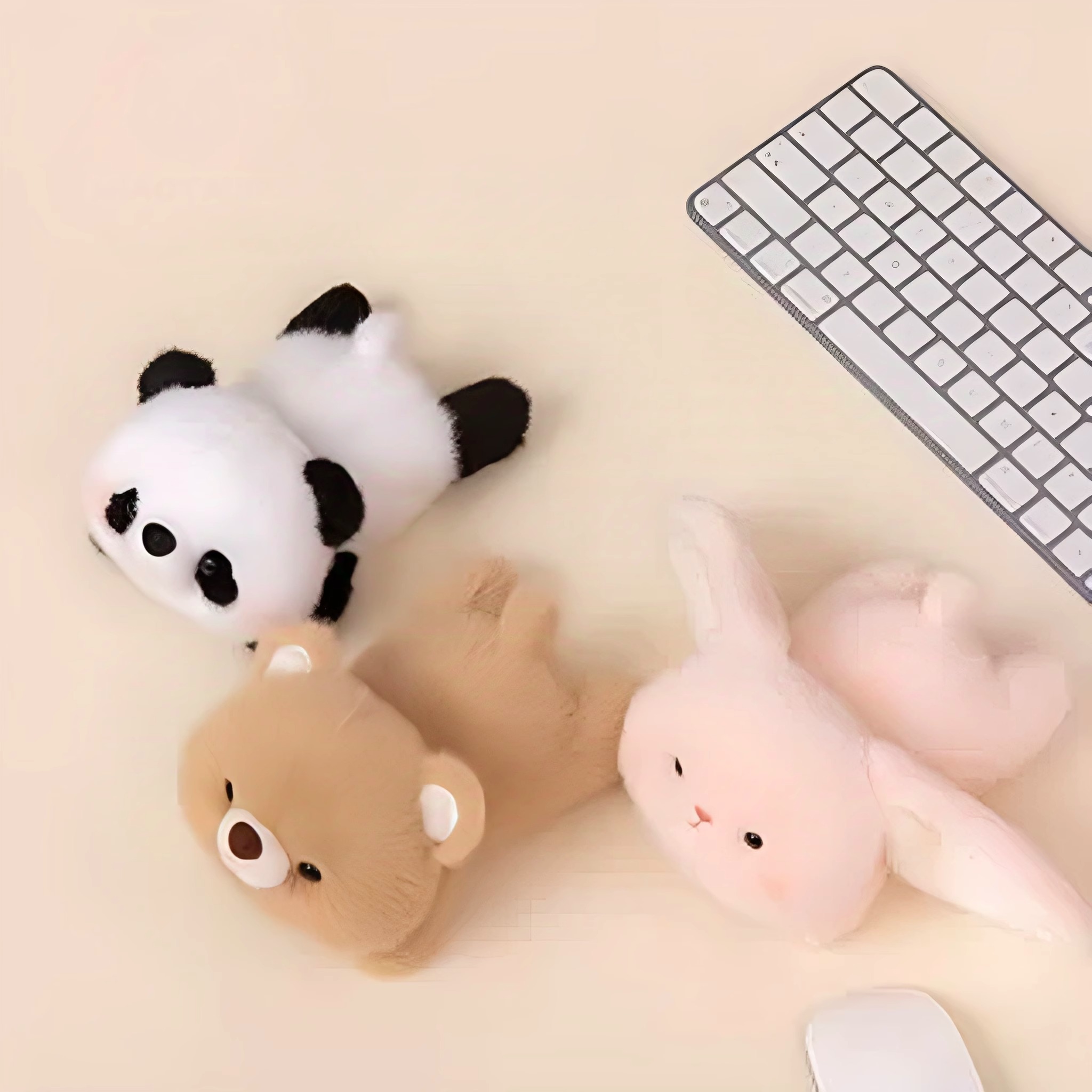 桌伴娃娃可爱毛绒玩具