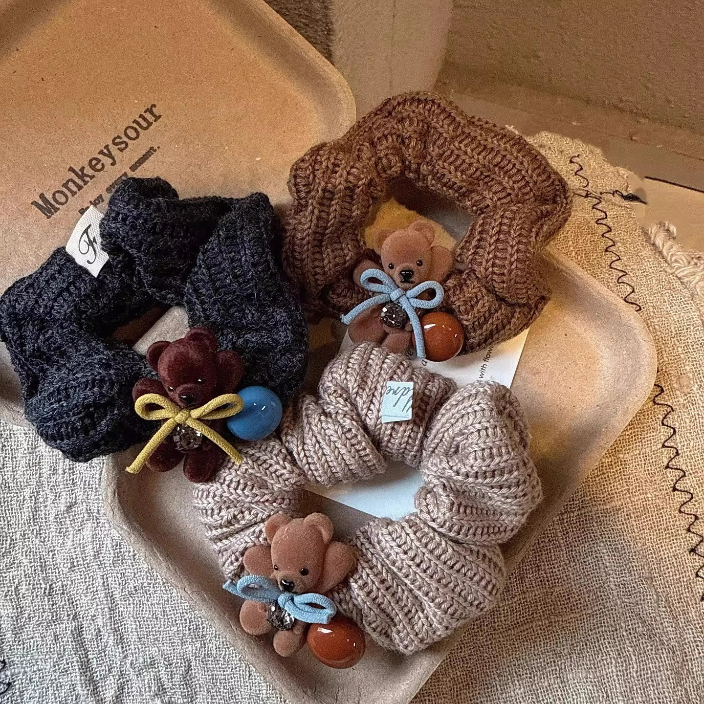 韩系卡其毛线针织发圈植绒小熊百搭肠圈女秋冬新款扎马尾发绳头绳,饰品/流行首饰/时尚饰品新,发饰,淘宝优惠券,粉丝福利购,淘宝优惠卷