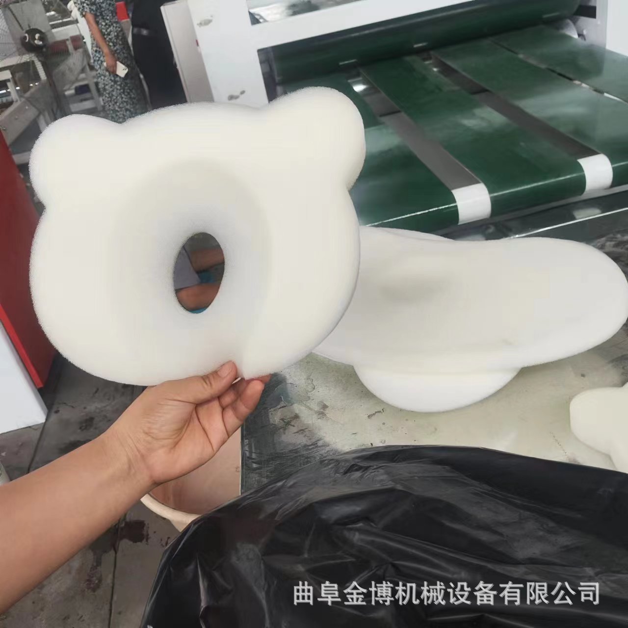 百洁布硅胶海绵玻璃纤维涂胶机