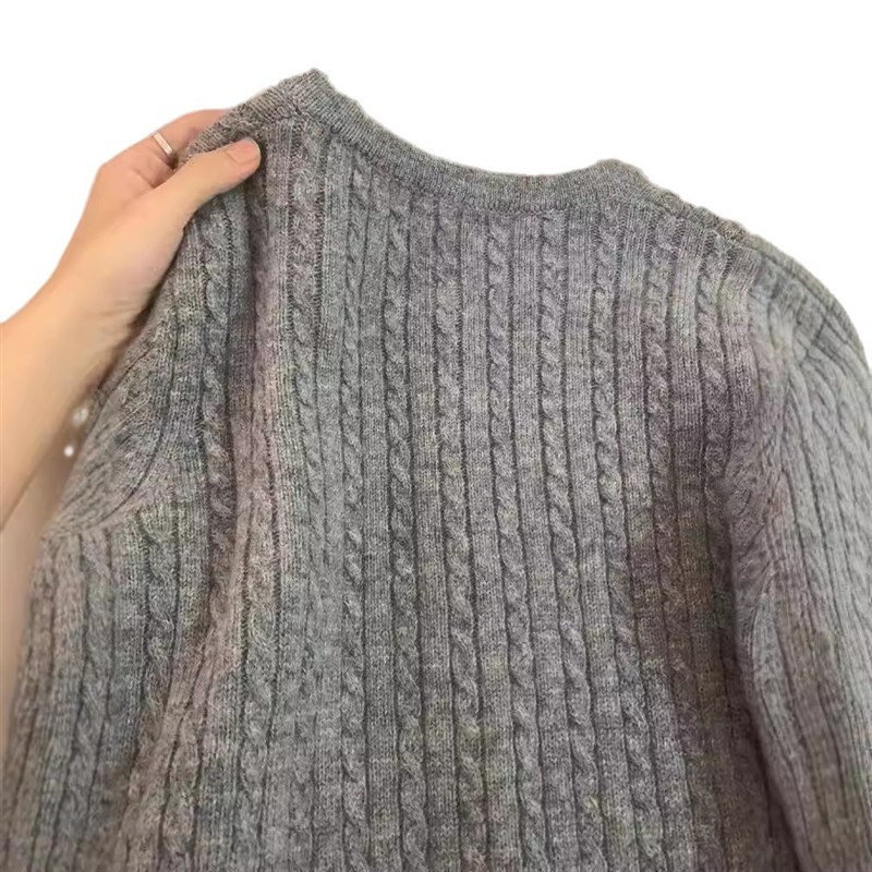 高级感灰色麻花100羊毛开衫女秋冬针织衫慵懒小金扣羊绒毛衣外套