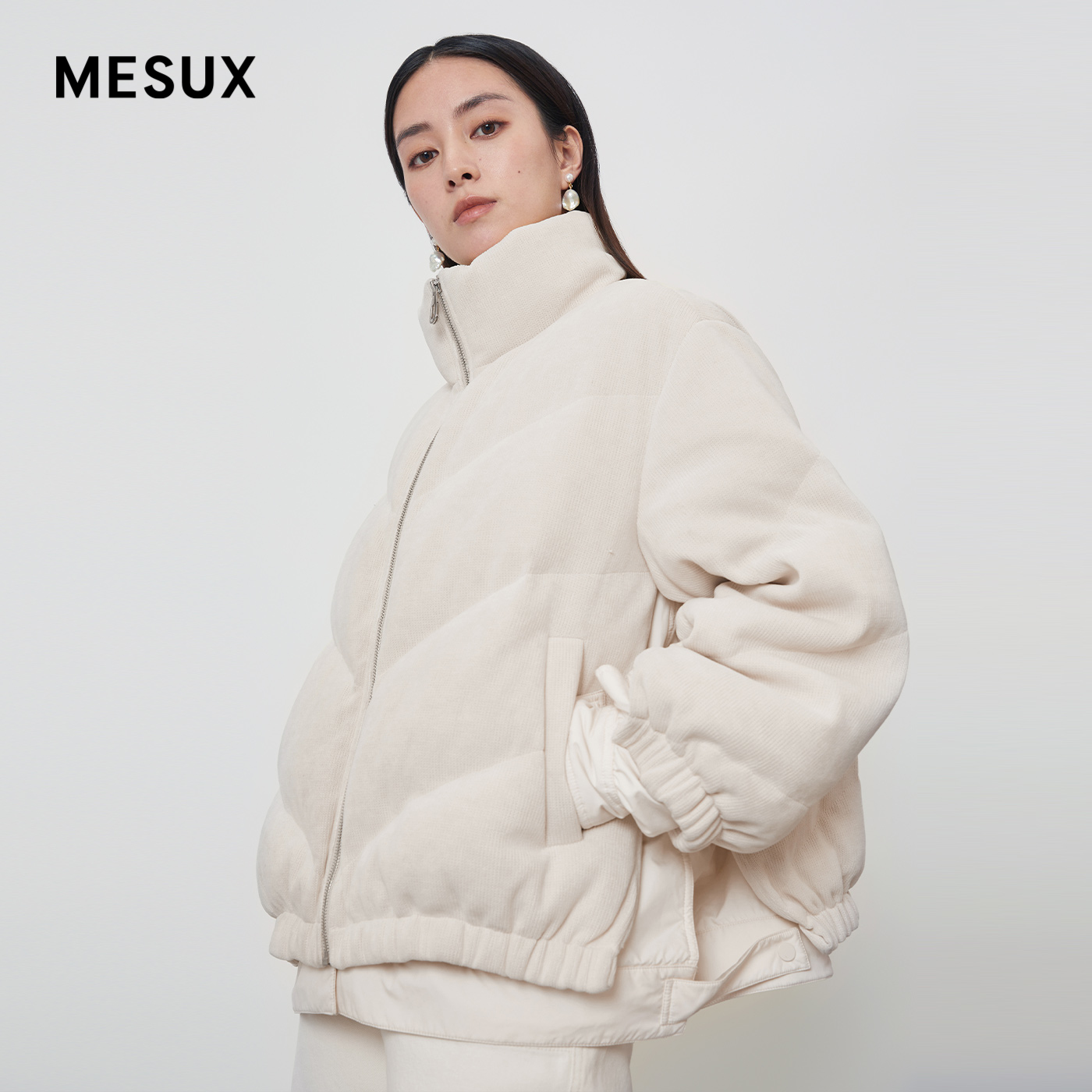 MESUX米岫冬季新款立领设计简约通勤保暖短款拼接羽绒服MKWUL213