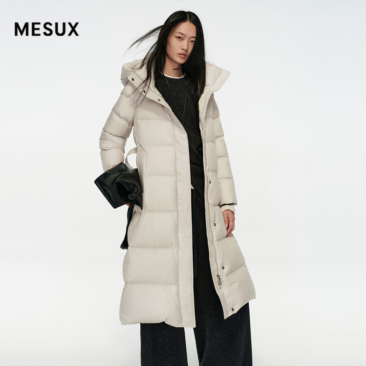 MESUX米岫25冬白鸭绒高蓬松轻暖宽松收腰连帽长款羽绒服MNWSL401
