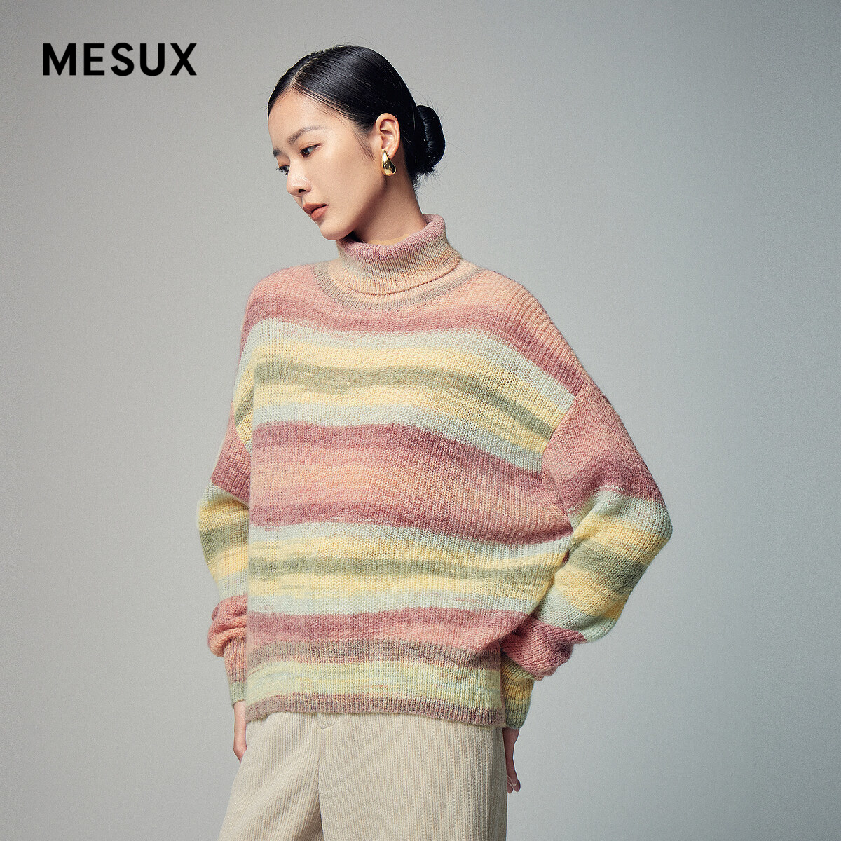 MESUX米岫23冬季新品时尚设计长袖红条纹段染毛衫女MLWUE418