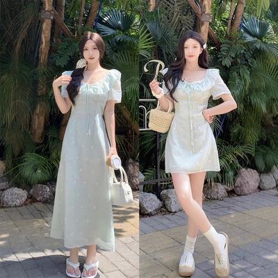 【我们俩】大码女装胖mm法式温柔薄荷绿蕾丝拼接刺绣收腰连衣裙