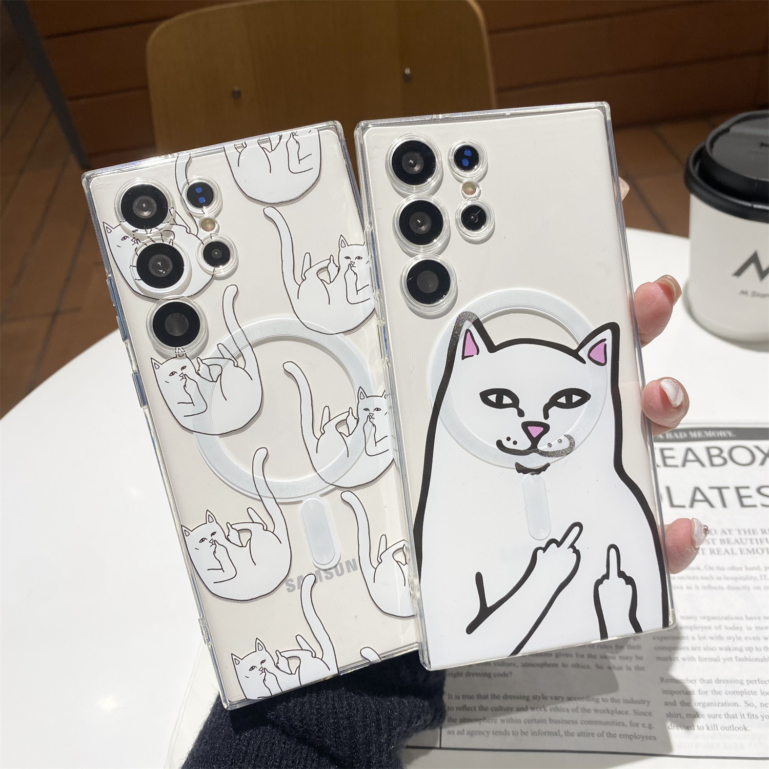 吉能虎新款中指猫适用于三星S26Ultra带支架手机壳S25/S24/S23/Note20全包防摔A57/A37/A26/A16保护套