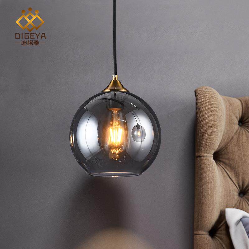 北欧卧室床头小吊灯简约创意个性餐厅吧台极简轻奢网红玻璃三头灯