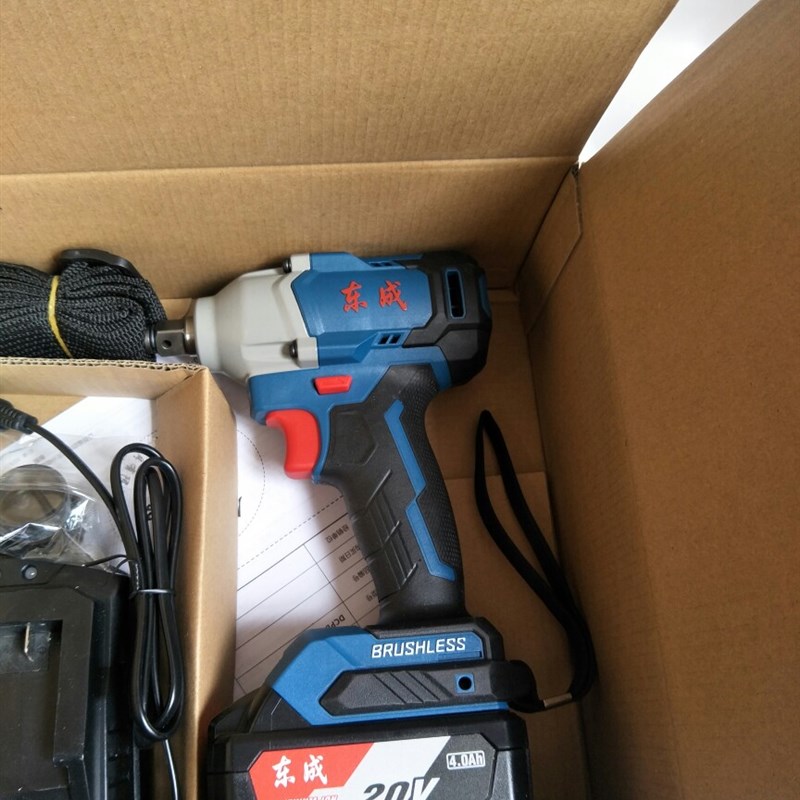 东成充电式无刷冲击扳手锂电池20V  DCPB29K8(B型)18V280 B型