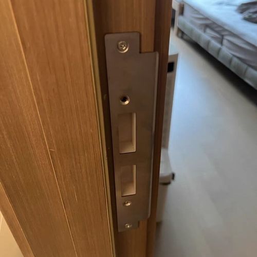 卧室扣板门框钢片挡片锁具房间木门锁锁体挡板锁片配件导向片