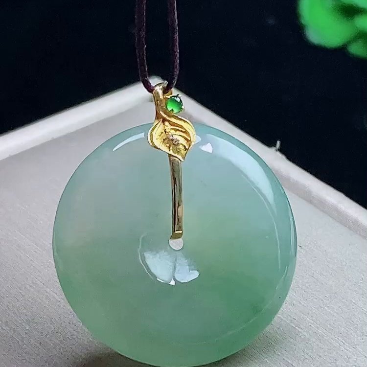 缅甸翡翠平安扣镶金玉吊坠天然玉