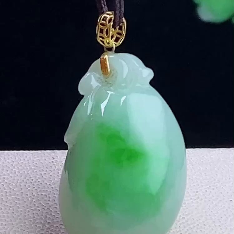 缅甸翡翠福瓜镶金玉吊坠天然玉石A货18K金镶嵌冰种飘绿礼物0109