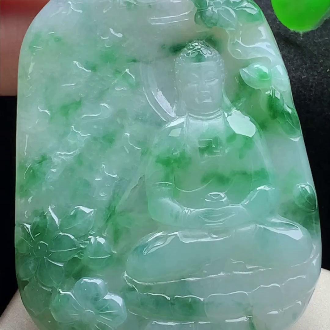 缅甸翡翠大日如来玉吊坠天然玉石