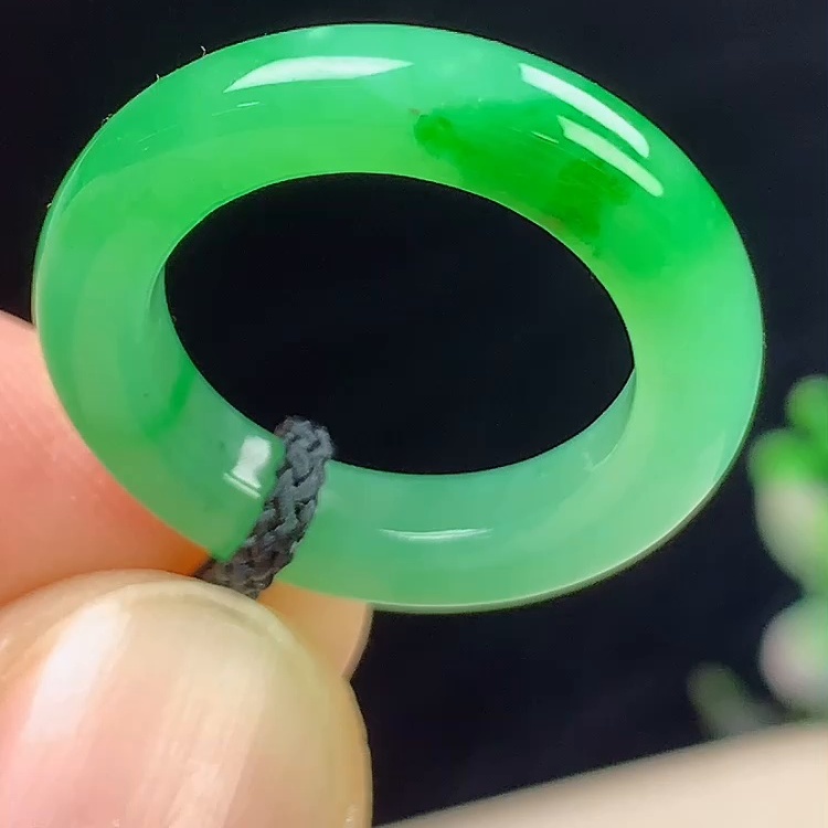 缅甸翡翠戒指玉戒指天然玉石A货