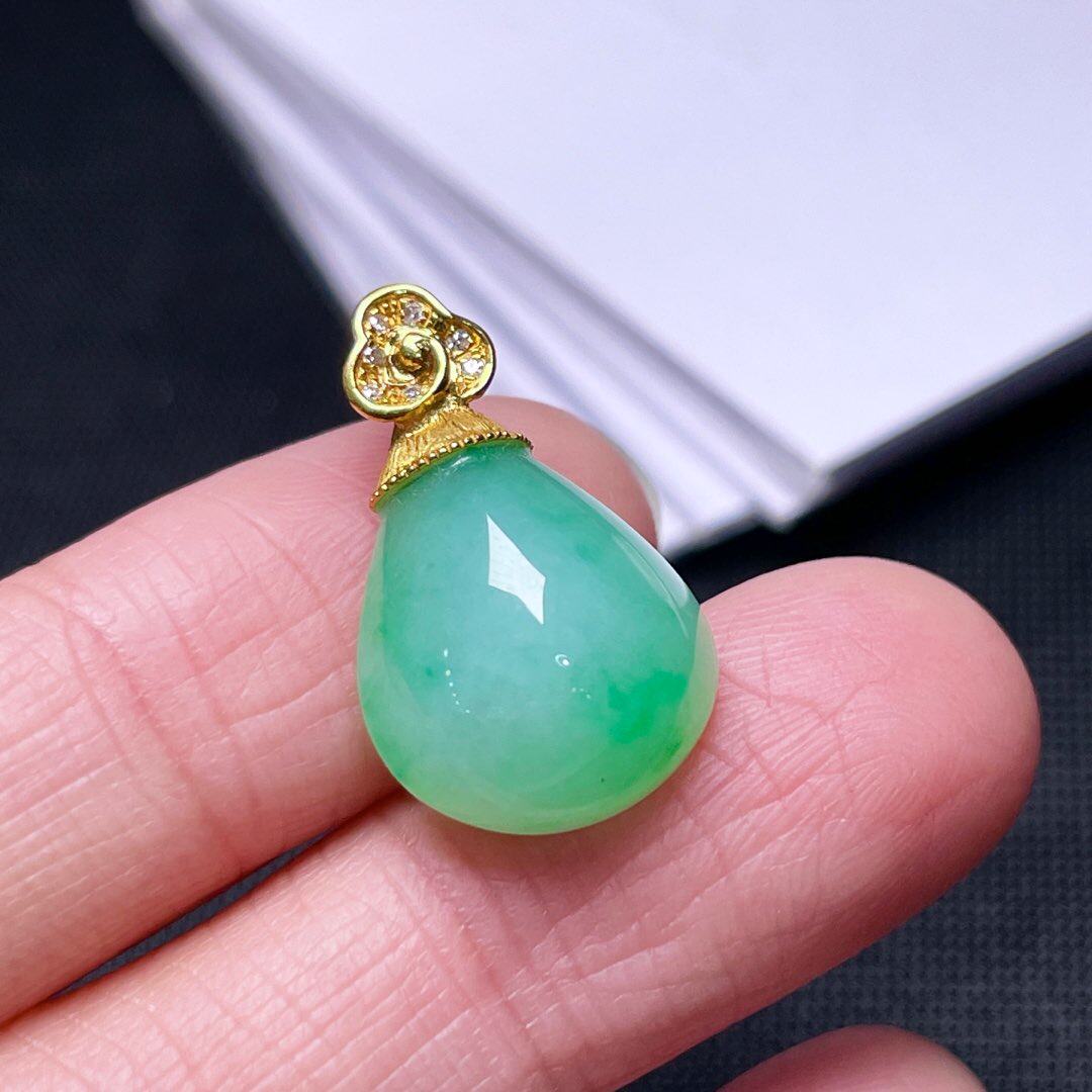 缅甸翡翠水滴镶金玉吊坠天然玉石A货18K金镶嵌冰糯种飘绿高档0223