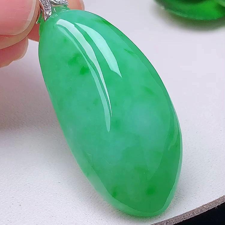 缅甸翡翠福瓜镶金玉吊坠天然玉石A货18K金镶嵌冰种阳绿满色1028