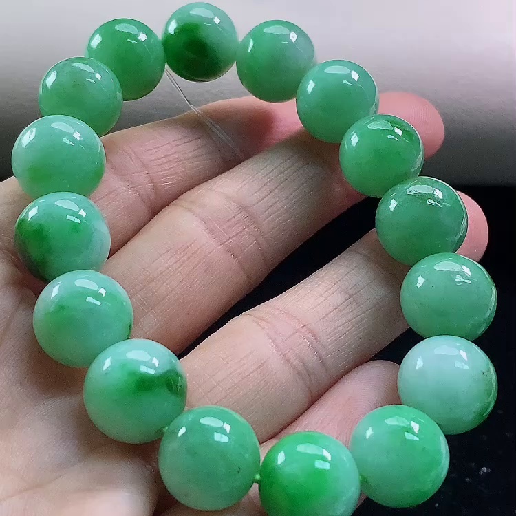 缅甸翡翠手串玉手串天然玉石A货