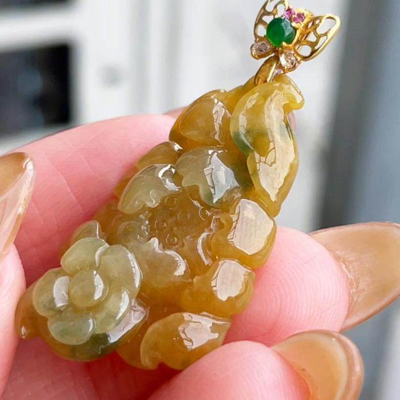 缅甸翡翠莲花镶金玉吊坠天然玉石A货18K金镶嵌冰种黄翡飘花0530