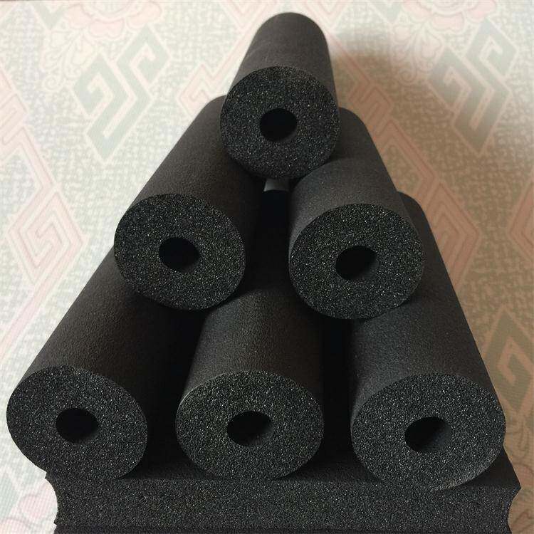华美橡塑保温管阻燃橡塑管防火阻燃铝箔贴面橡塑厂家