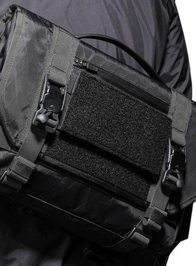 Molle系统用士气章贴底座机能魔术贴底座Molle转换座战术章毛面