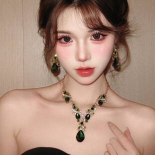 贵气镶钻绿色宝石项链耳环套装女轻奢高级感晚礼服配饰耳饰锁骨链