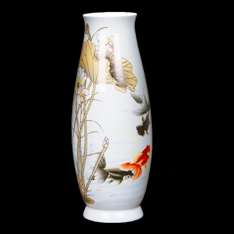 景德镇陶瓷器大师手绘描图片
