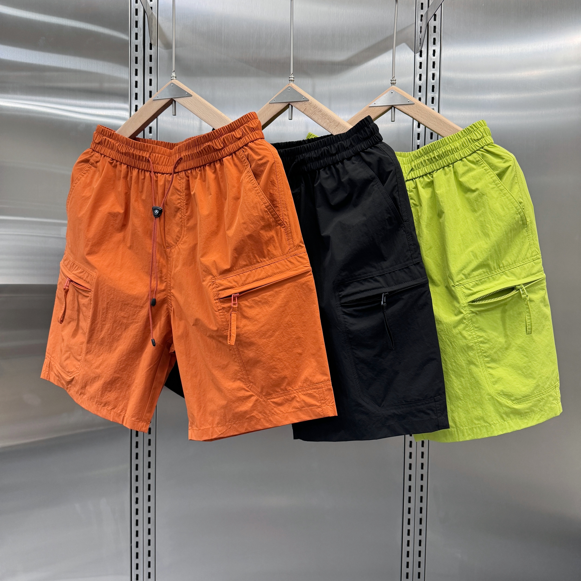 夏季新款拉链口袋工装短裤男士纯色沙滩裤宽松户外速干运动五分裤