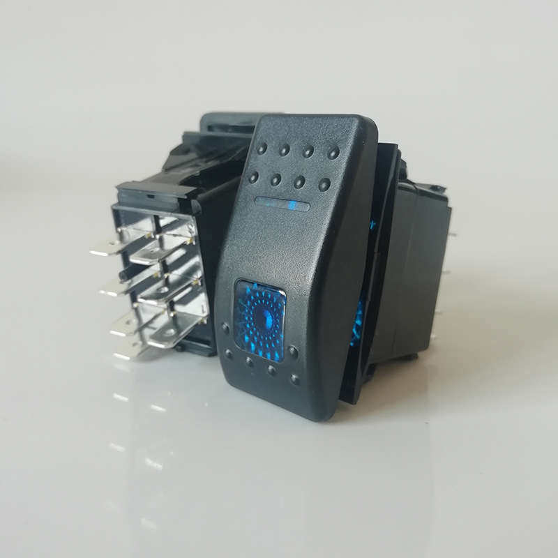 汽车改装开关12V通用3挡三档自复位带灯游艇房车船形翘板蓝光24V