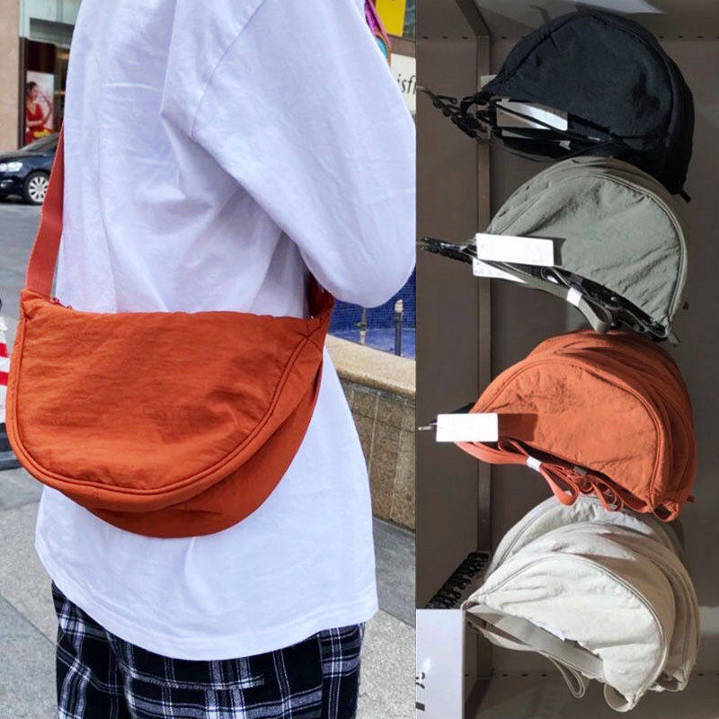 ～日单Uの99+挎包饺子包腋下包单肩包轻便可调节男女潮