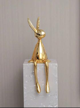 现代创意电镀坐姿兔子桌面大摆件玄关开放格装饰品电视柜书柜摆设